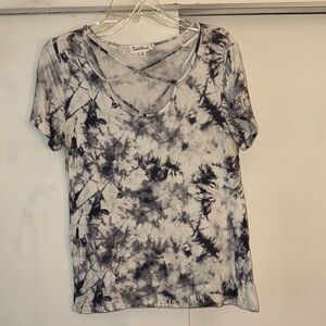 Urban Outfitters Black and White Tie-Dye Women's Top